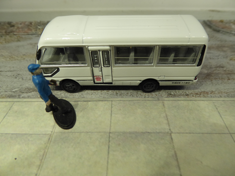 Illustration for article titled Hot Sixty 4th: Land of the Rising Sun-day with a Toyota Coaster